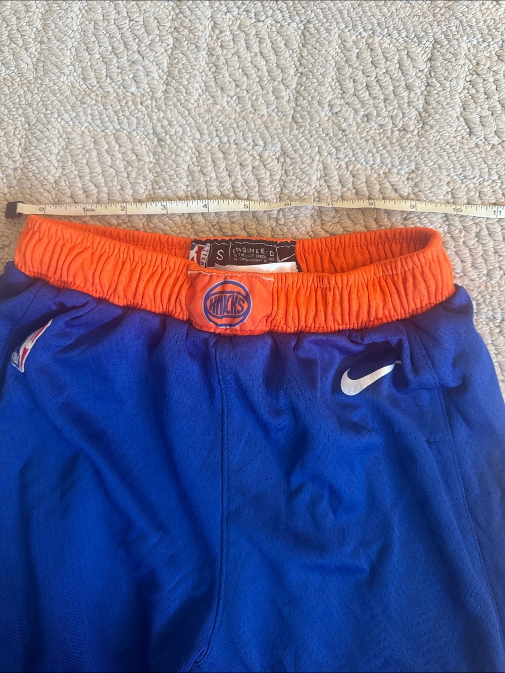 Go New York go New York go! Knicks kids shorts in excellent condition - Picture 4 of 6